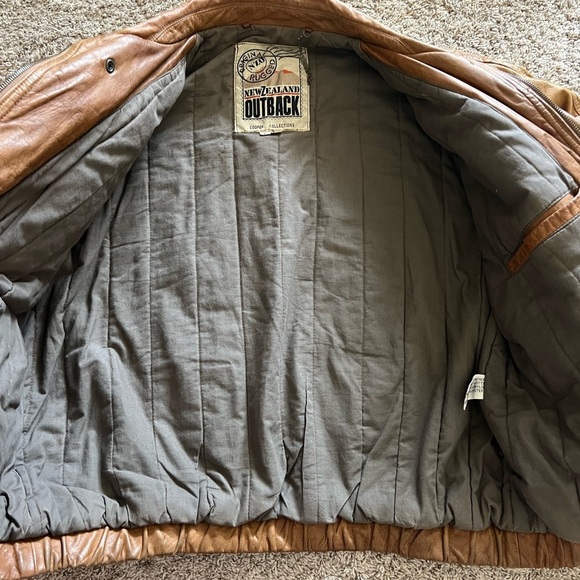 Vintage Outback Tan Leather Jacket for Men size large - Picture 12 of 13